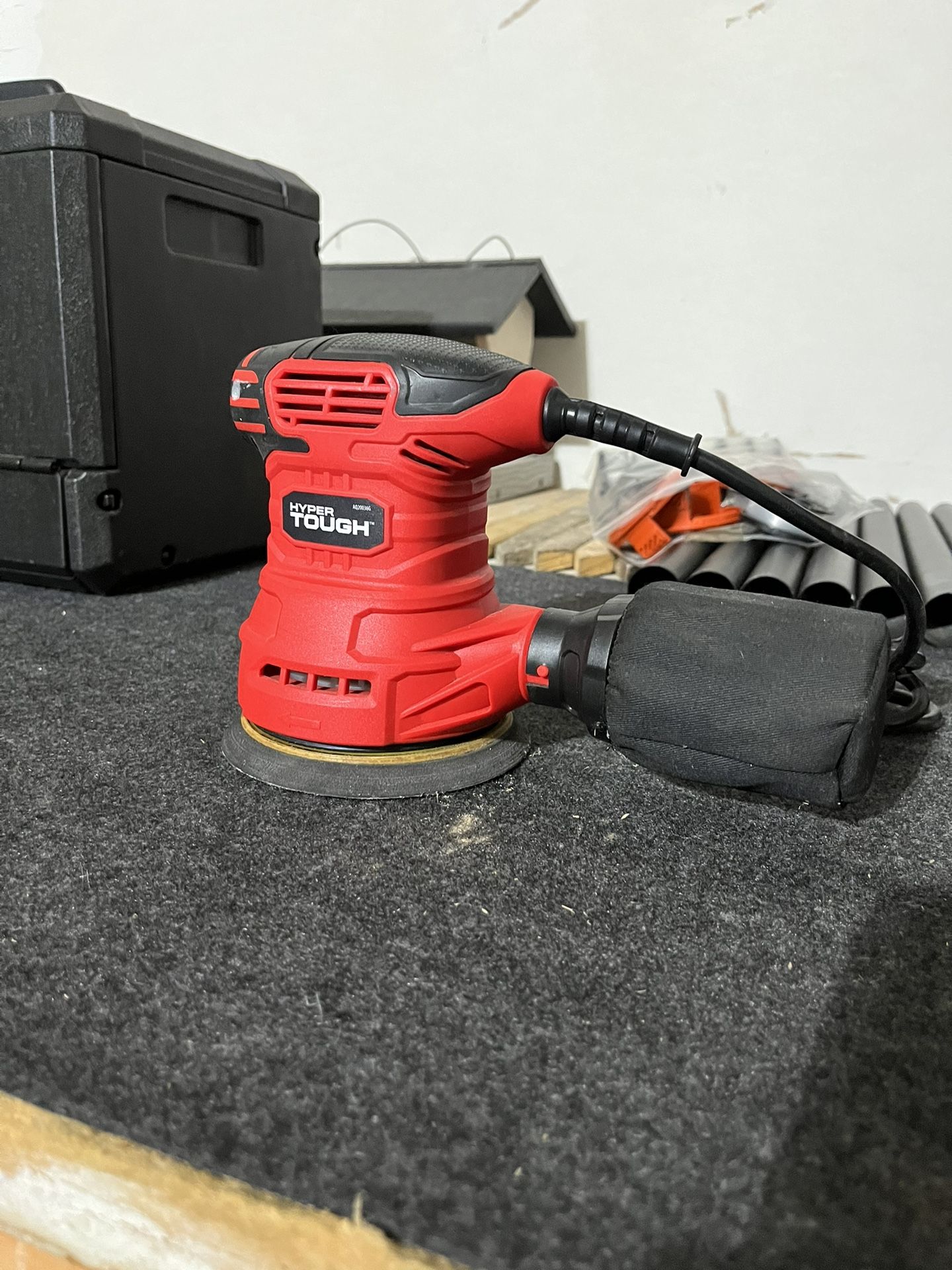Hyper Tough 2.5-Amp Corded Orbital Sander, AQ20020G