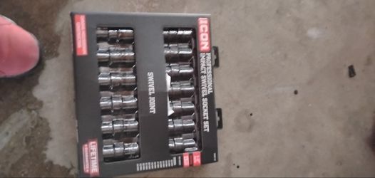 Swivel socket set