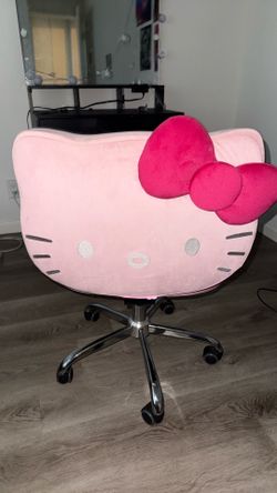 Hello Kitty Vanity chair