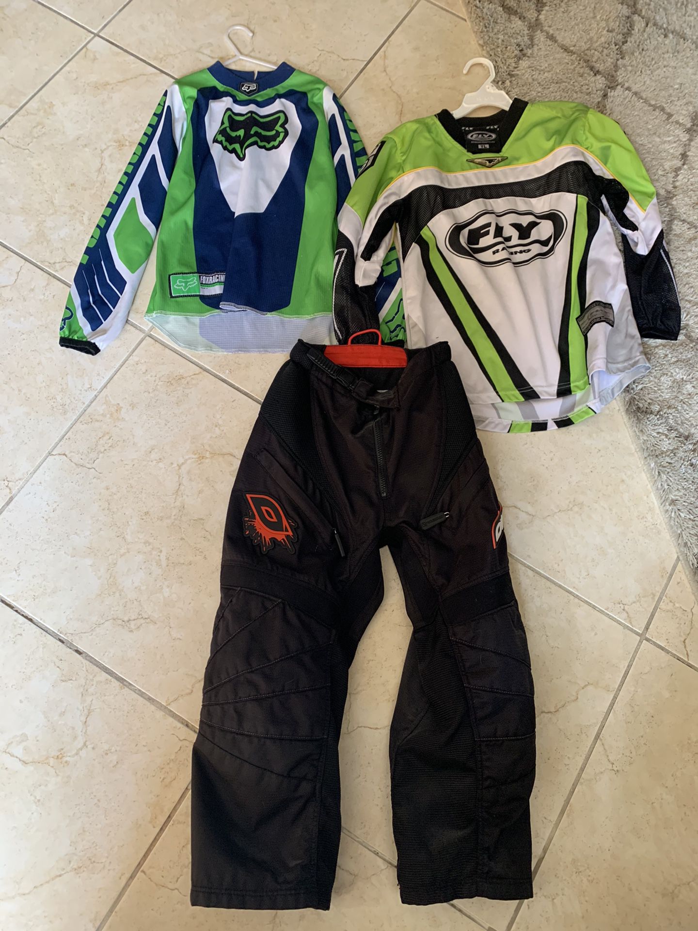 Kids racing motorcycle gear