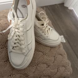 UGG Women Alameda Lace  Up Sneakers 