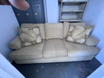 2 Sofas