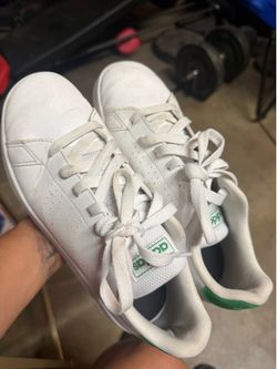 Adidas youth size 4
