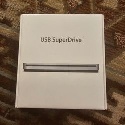 Apple USB SuperDrive A1379 MD564ZM/A External Optical Drive • Silver SEALED