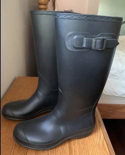 Kamik Women’s rain boots size 7