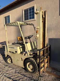 Forklift