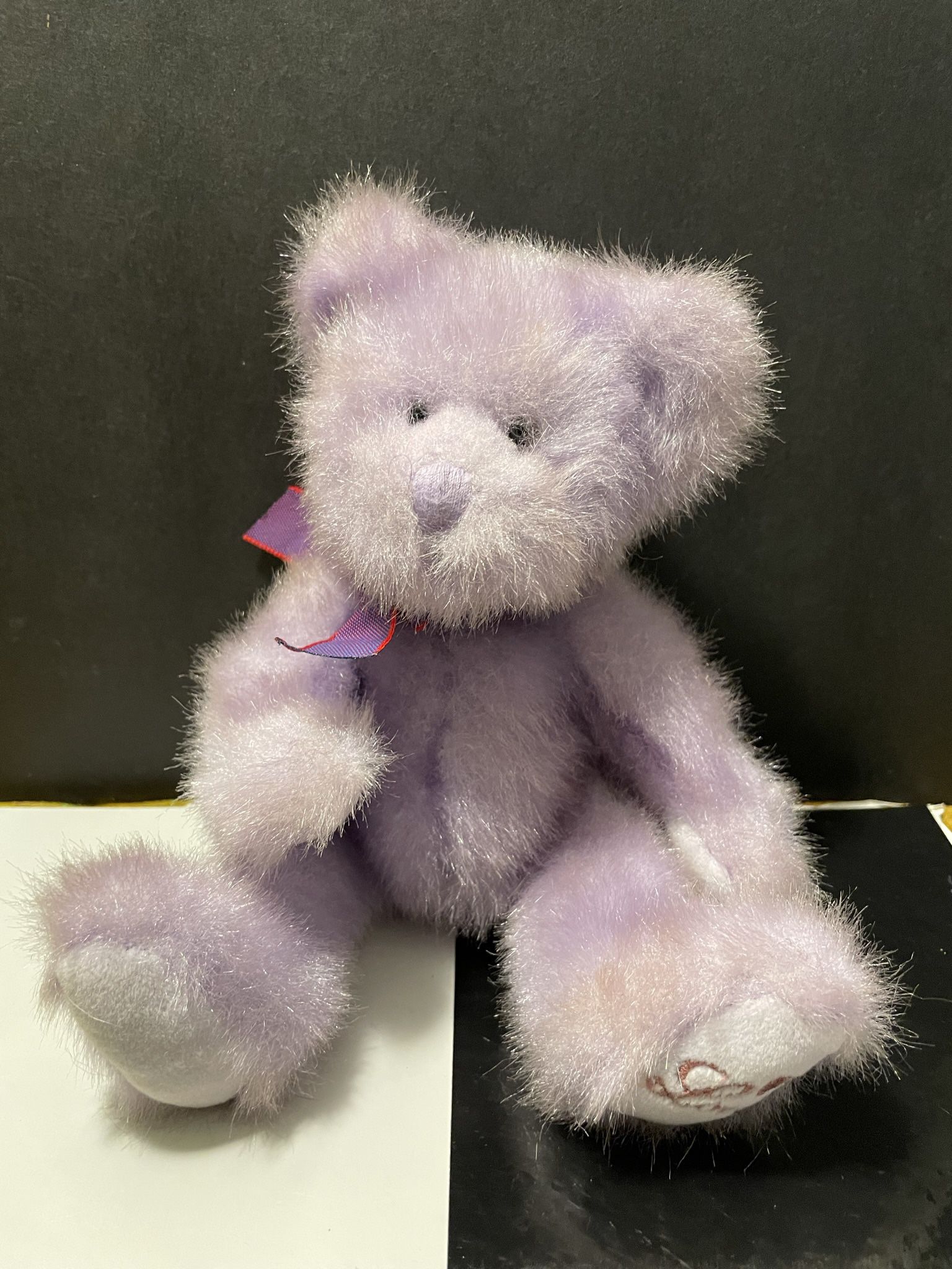 Russ Berrie Aphrodite Teddy Bear Plush Lavender love on paw Purple