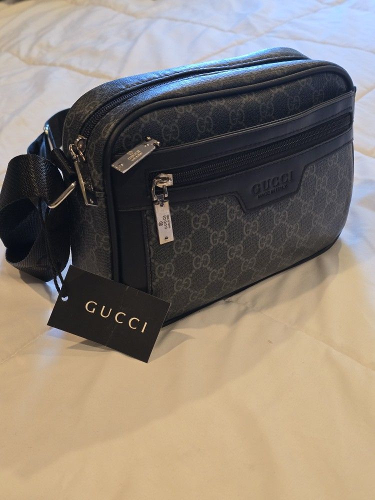 NWT Gucci Crossbody Bag