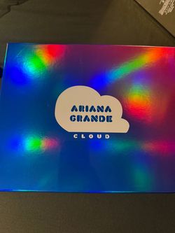 Ariana Grande Cloud Perfume Gift Set