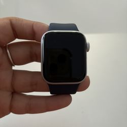Apple Watch SE