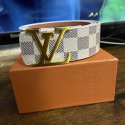 Louis Vuitton belt white and gold 