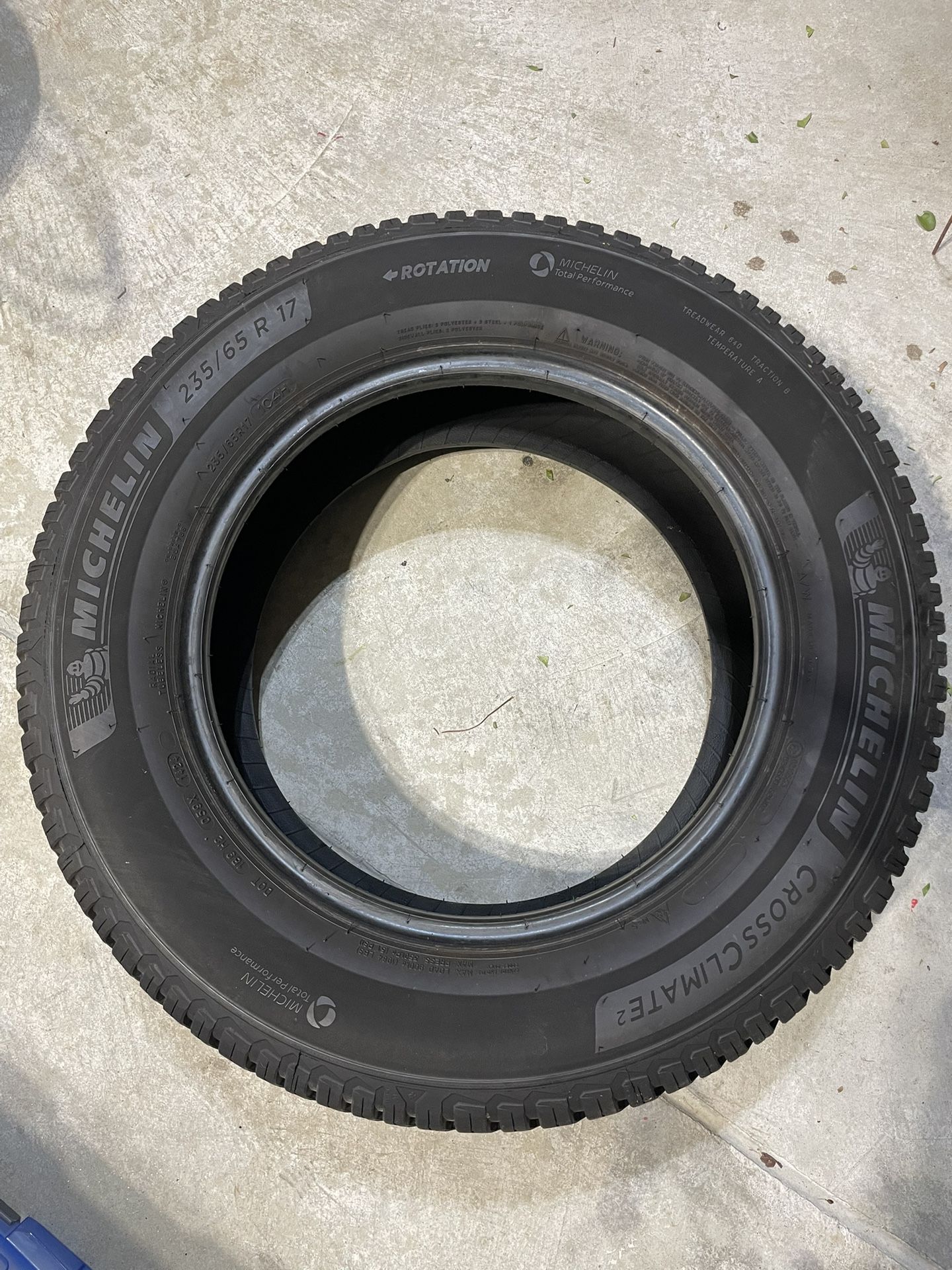 Michelin Cross Climate 2 Tire