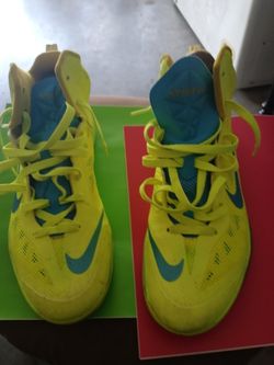                NIKE         HYPERFUSE      11 size