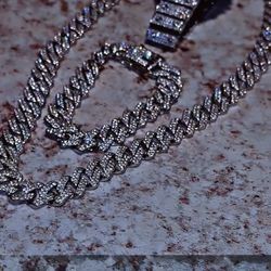 Necklace , bracelet & watch combo