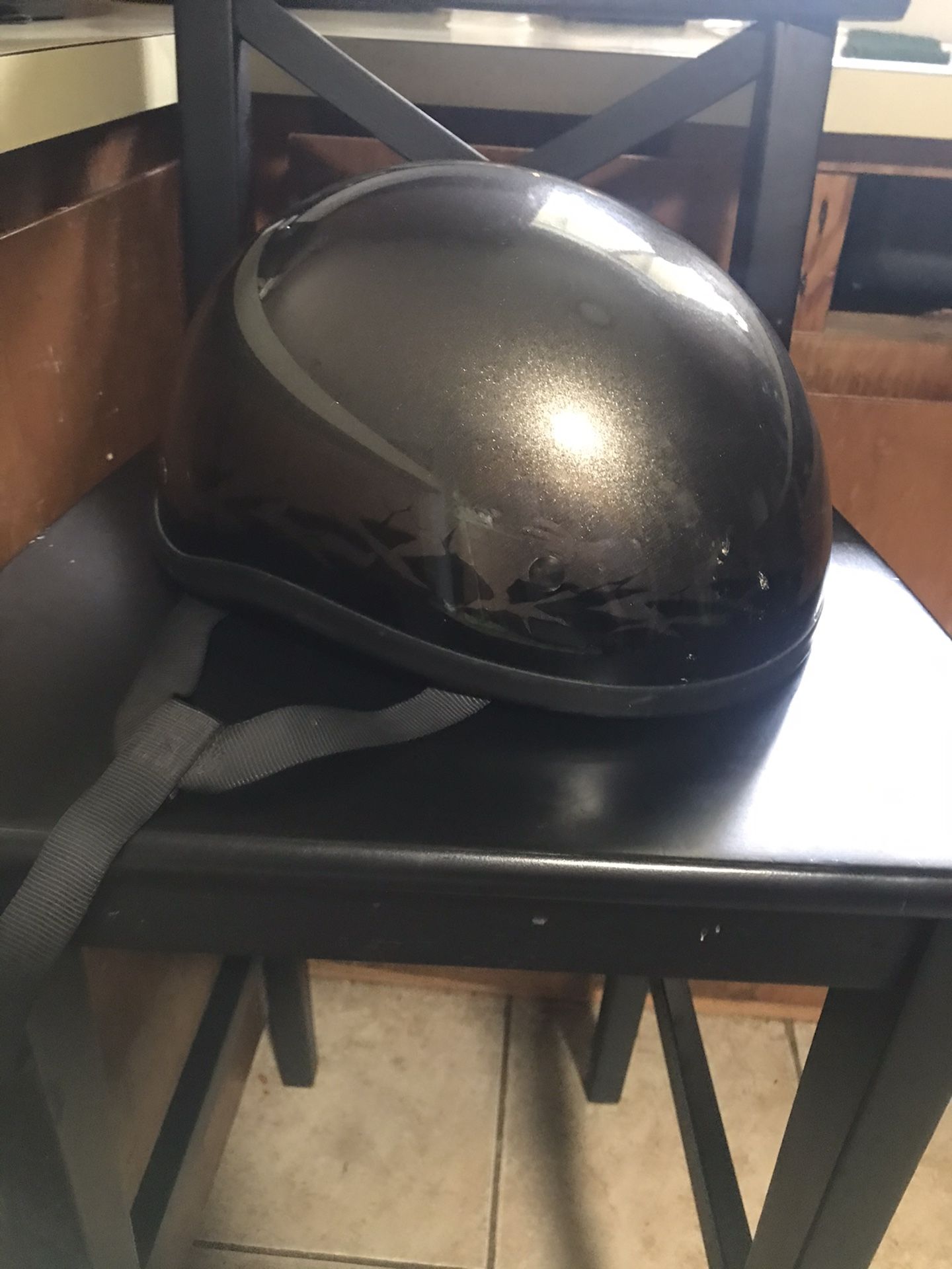 Skid lid. XL