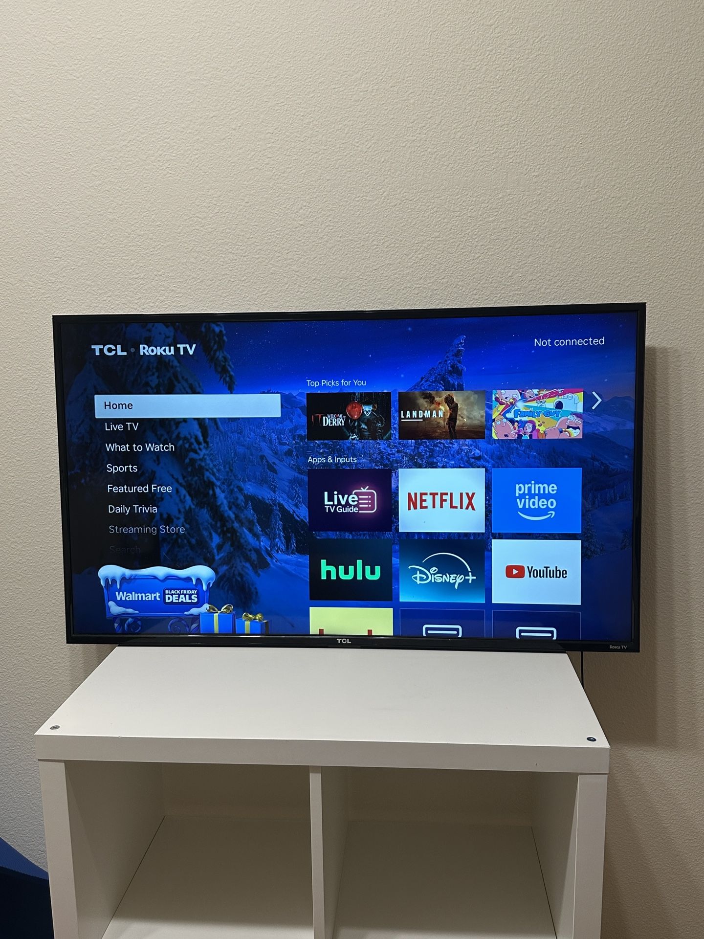 TCL 42” Roku Tv
