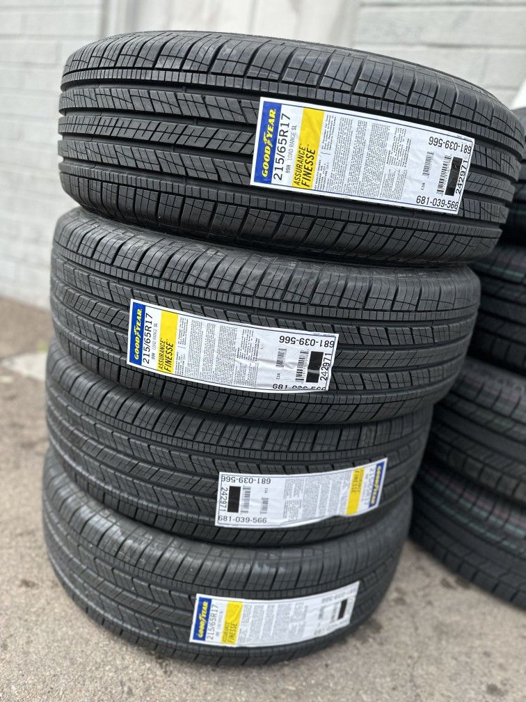 215 65 17 Goodyear Tires