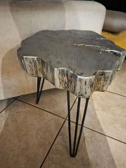 Decorative table