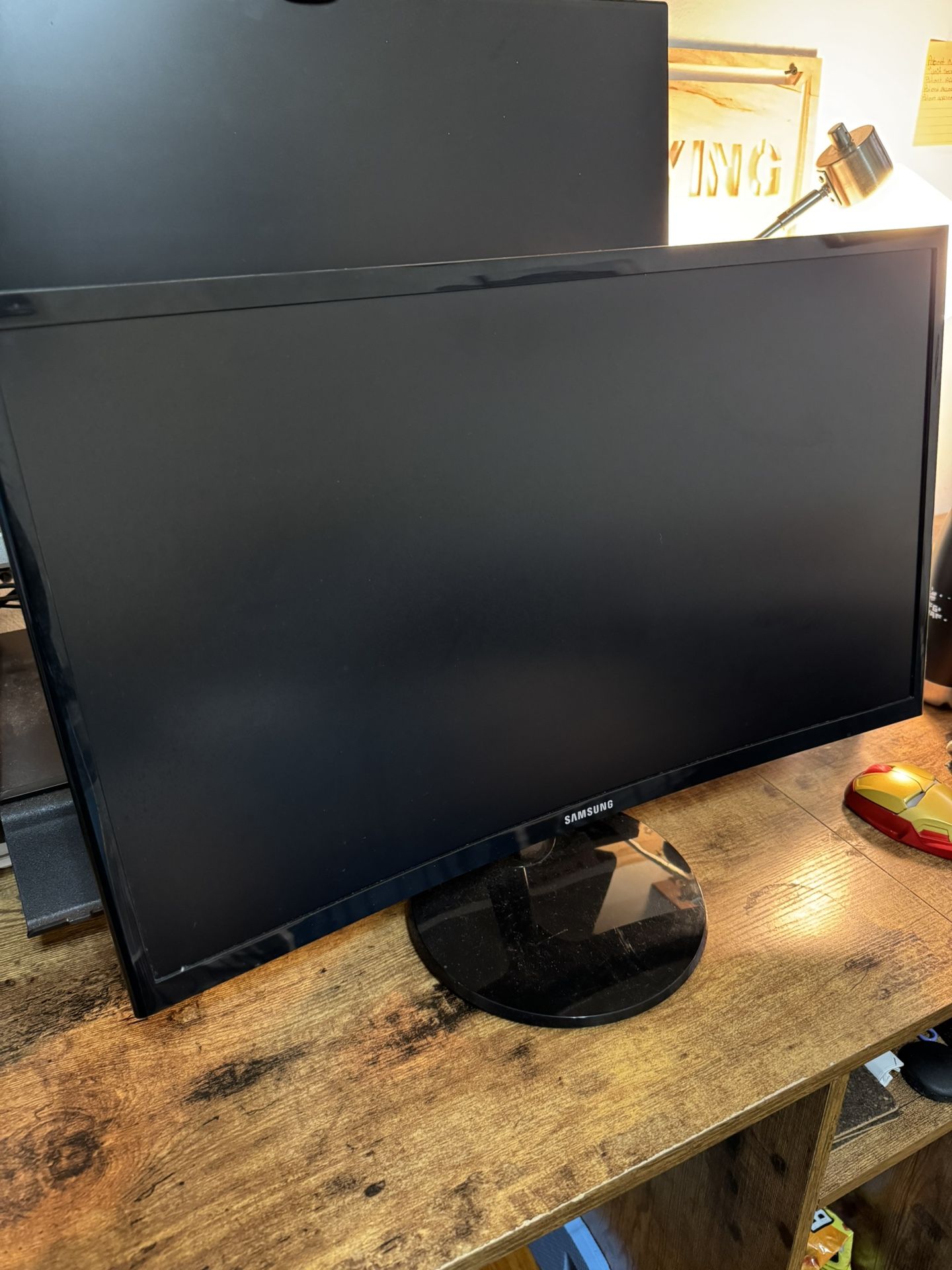 Samsung 24” Inch Curved Monitor