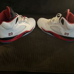 Fire Red Jordan 5 (2013Release)