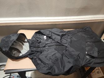 NEW -XS  The North Face Black DryVent Jacket