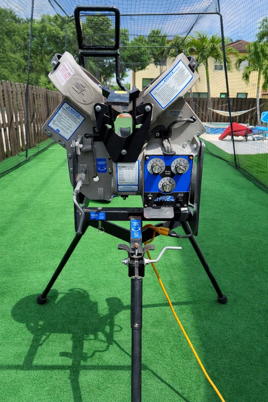 Junior Hack Attack Pitching Machine Sports Attack Excellent Condition ...