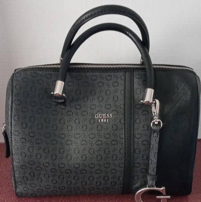 Guess Bag