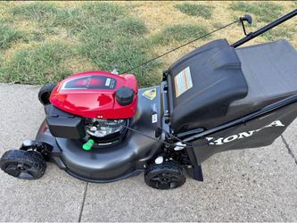 HONDA HRN 216 Sefl propelled Smart driver Mower