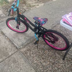 Girls Bike 