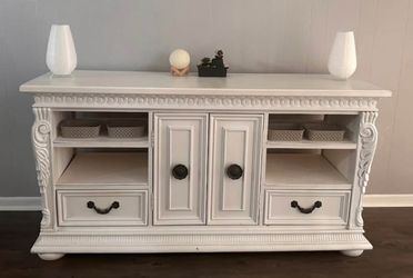 White sideboard