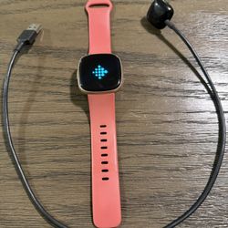 Fitbit Versa 4 In Great Shape. 