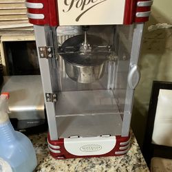 Popcorn machine