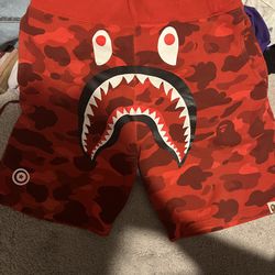 Bape  Camo Red Shark Shorts SzXL