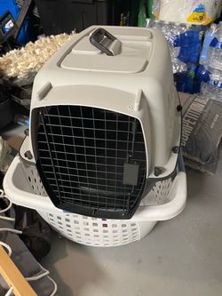 Dog crate
