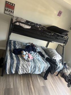 FULL SIZE BUNK BED $150