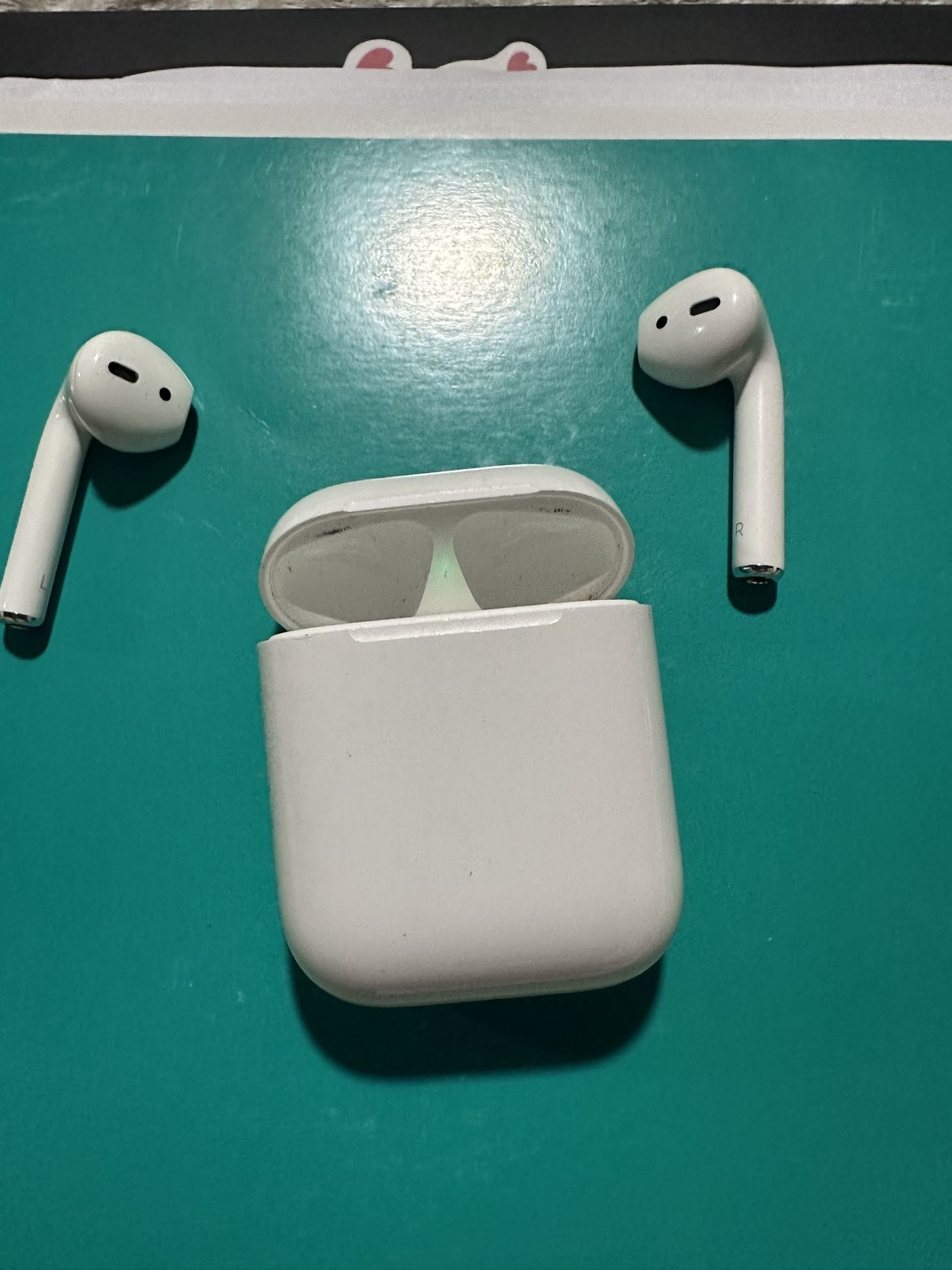 Apple AirPods