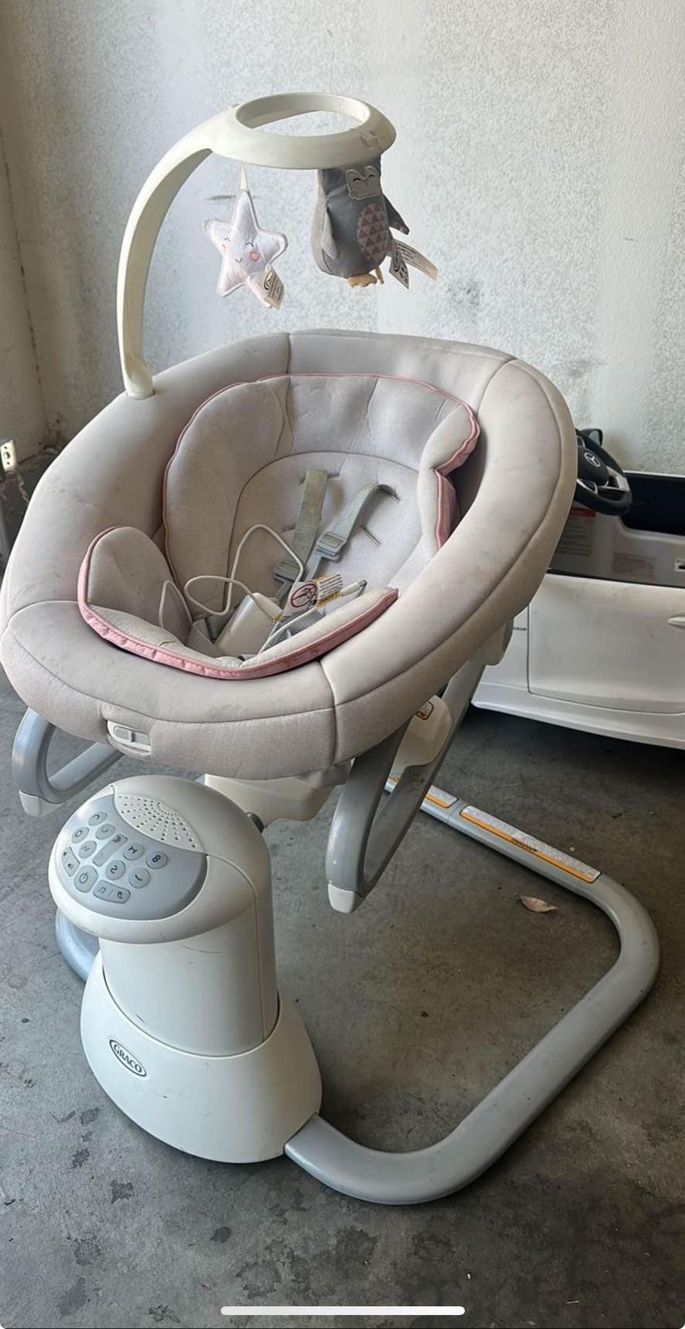 Graco Smoothe My Way Swing-MOVING MUST GO