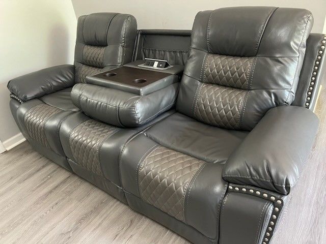 BRAND NEW TUNGSTEN BONDED LEATHER 2 PC RECLINER LIVINGROOM SET!
