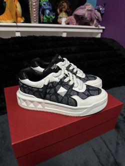 Valentina Stud Shoe Size 9