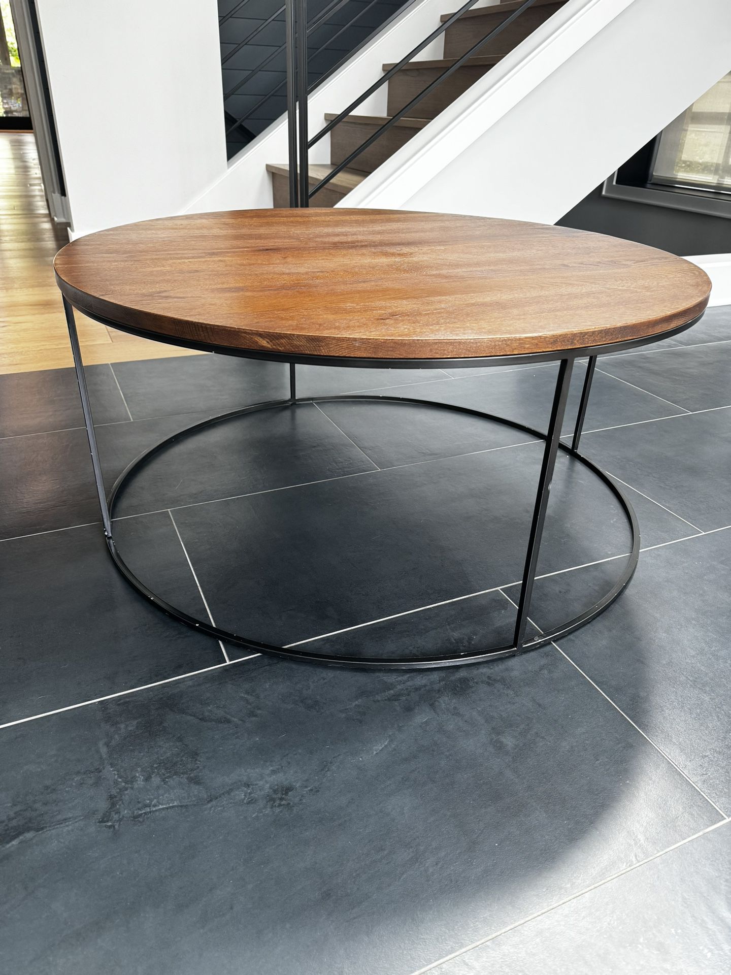 Wooden Coffee Table Round