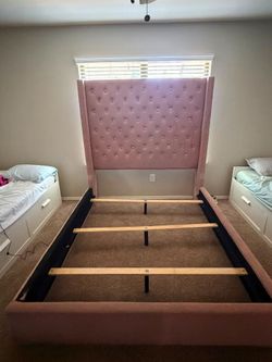 queen bed