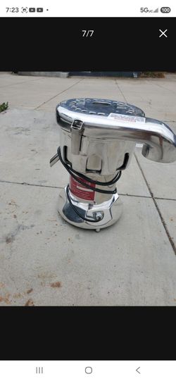 Ruby 2000 Comercial Juicer (Its Missing The Basquet Nut, Pusher And Wrench
