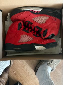 Men’s size 9 Jordan’s