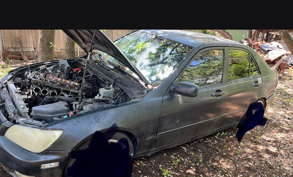 2001 Lexus IS 300