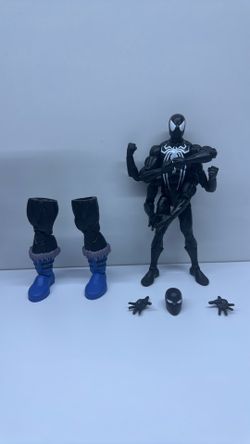 Marvel Legends Series Dark Avengers Spider-Man, Avengers Comics Collectible 6-Inch Scale Action