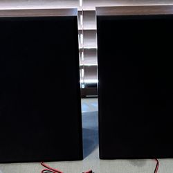 Bookshelf Speakers