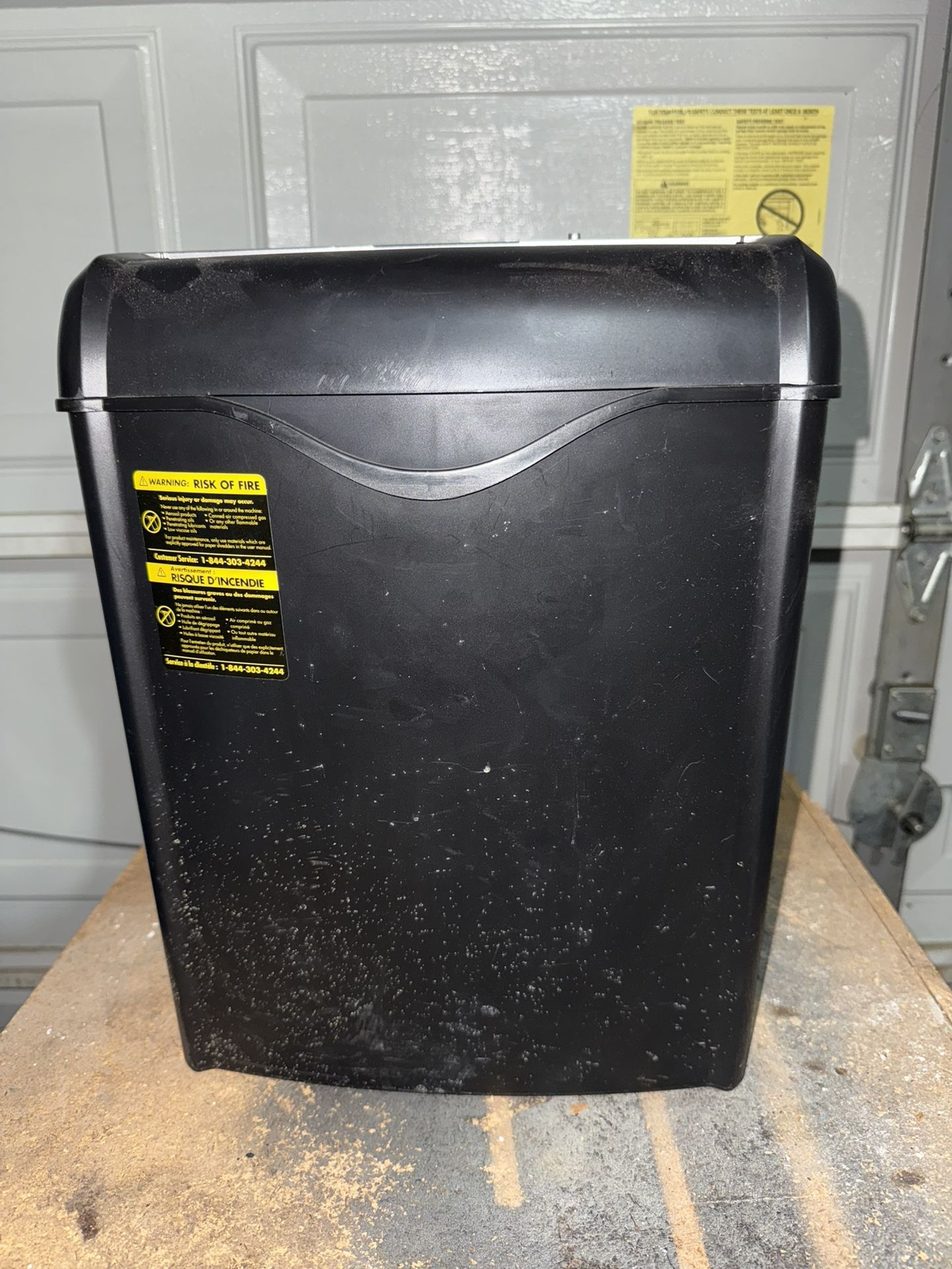 Amazon Basic 6 - Sheet Paper Shredder