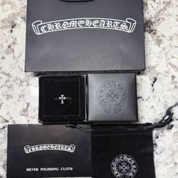 Chrome Hearts Bubble Gum Cross Ring