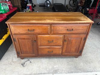 Solid Oak Buffet / Dresser Cabinet