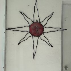 Set of 2 Decorative Sun Wall Art Pieces – Outdoor/Indoor Metal Décor